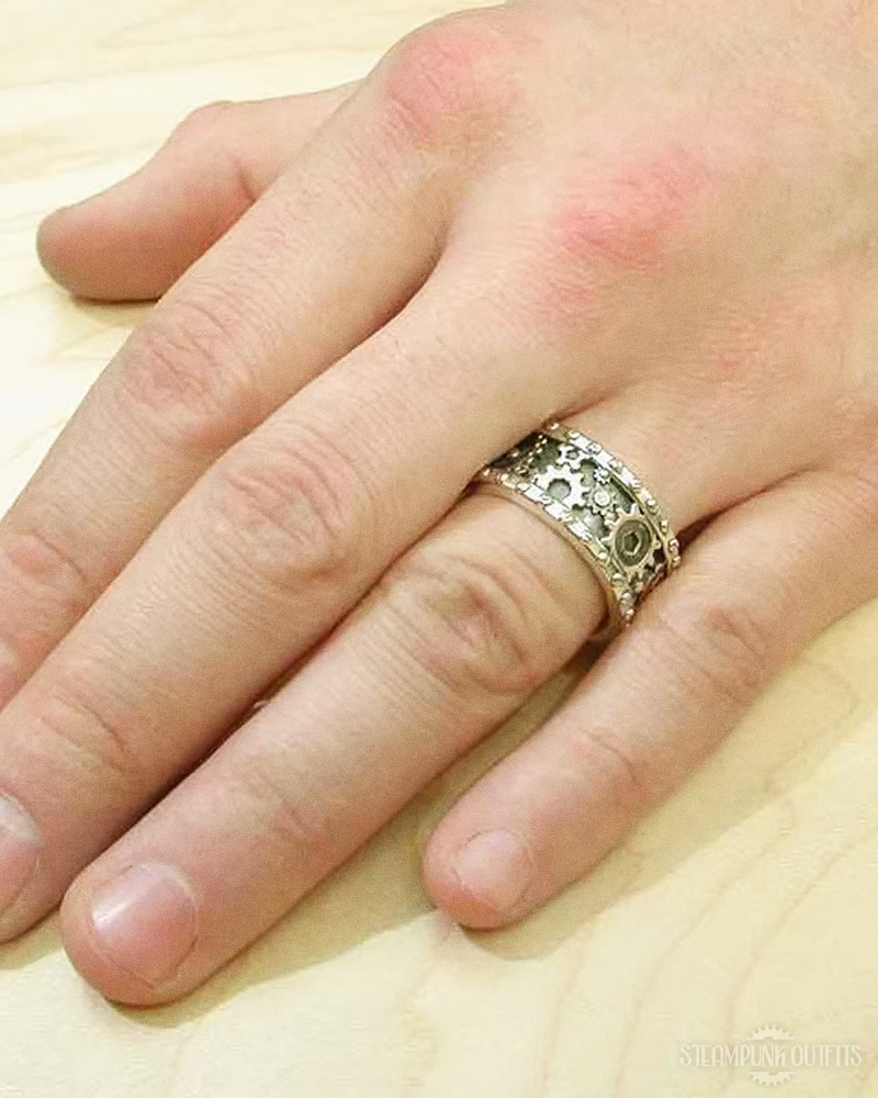Steampunk Ring mit Zahnrädern